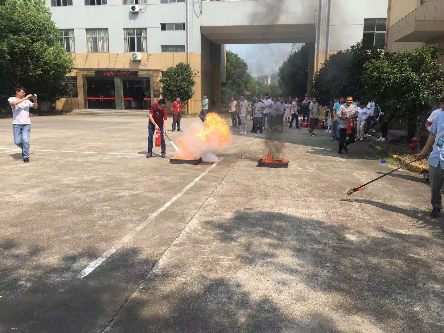 Wuxi Donghai Intelligent Control Software Co., Ltd. conducts an annual fire drill  